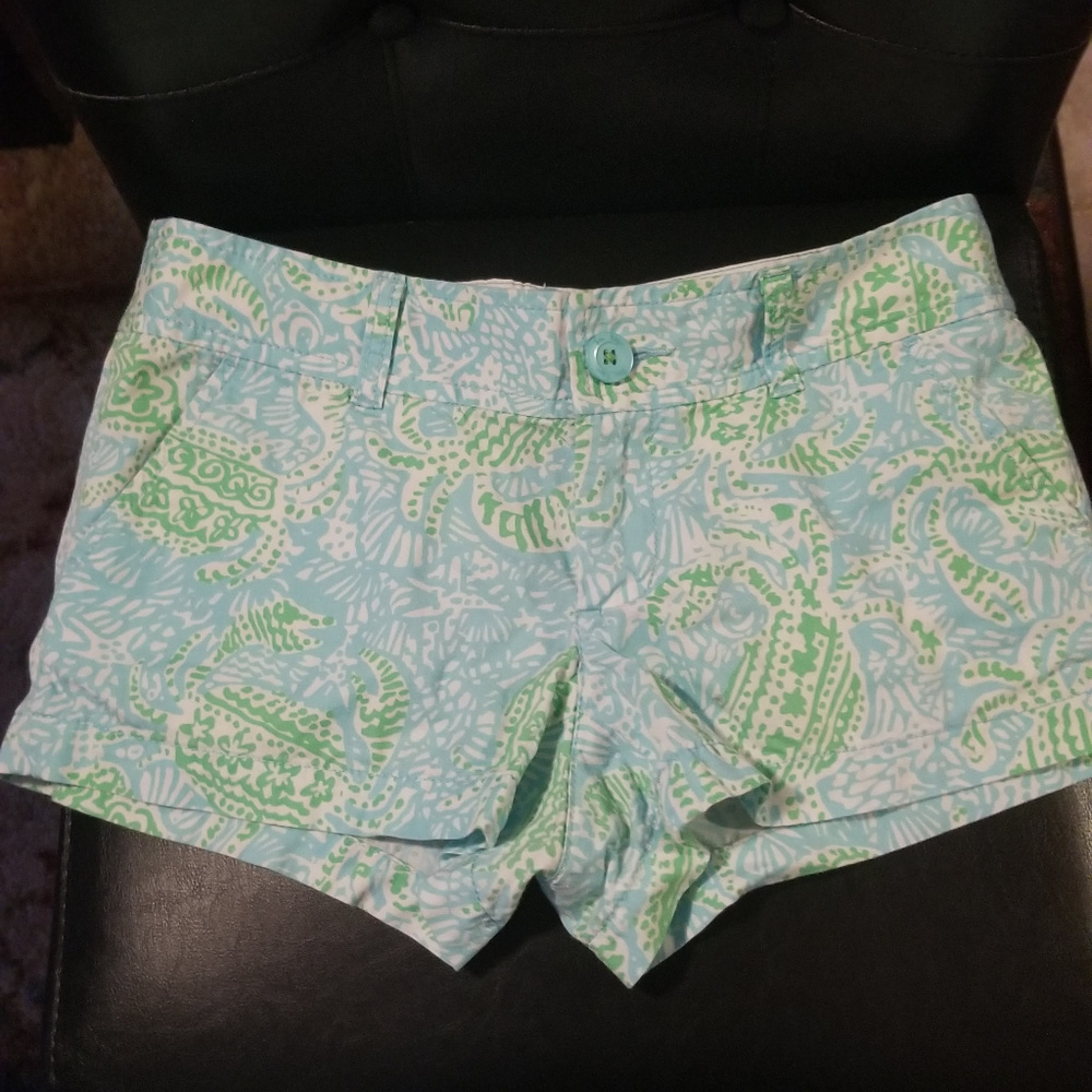 LILLY PULITZER WALSH SHORTS SZ 2